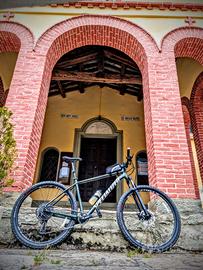 Specialized Rockhopper Expert 29