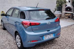 Hyundai i20 con solo 20000 km!