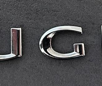 Scritta Peugeot