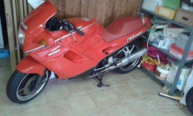 Ducati paso 750