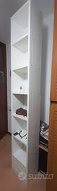 Libreria bianca in legno