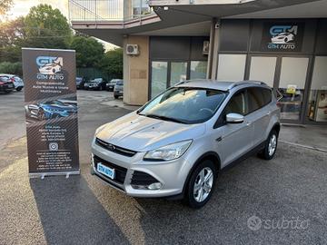 Ford Kuga 2.0 TDCI 140 CV 4WD Powershift