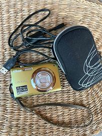 Nikon coolpix S3000