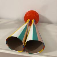 Tromba giocattolo colorata a doppio corno