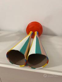 Tromba giocattolo colorata a doppio corno