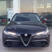 Alfa Romeo Giulia 2.2 Turbodiesel 210 CV AT8 AWD Q