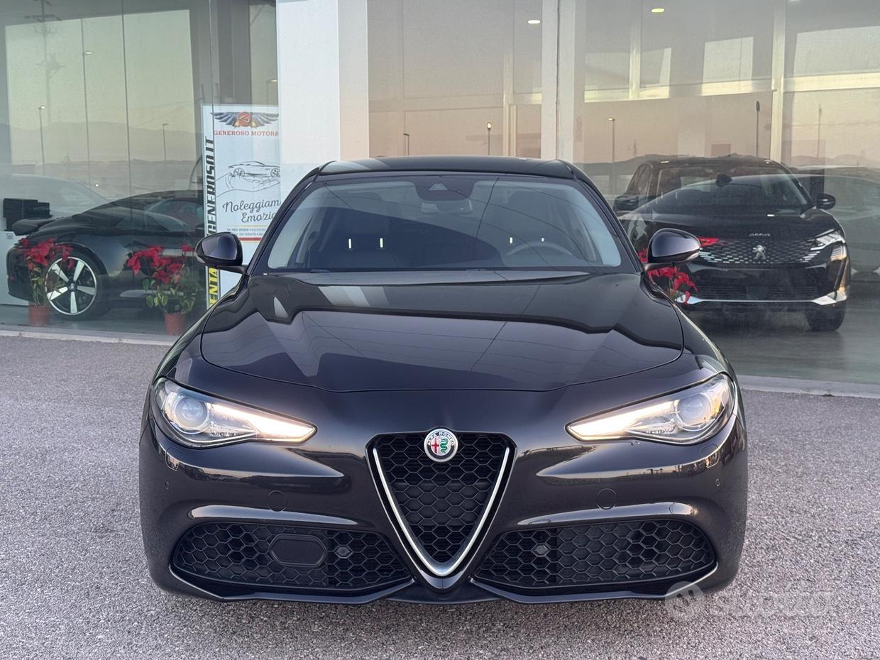 Alfa Romeo Giulia (2016)