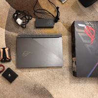 ASUS ROG STRIX SCAR 3 32 gb ram 2070 - 2.50 Tera
