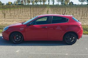 Alfa Romeo Giulietta QV line...
