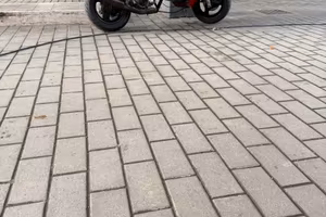 PHANTOM F12 (70cc)