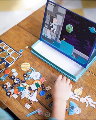Gioco magnetico / OUTER SPACE