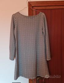 vestito corto oppure usato come maglia