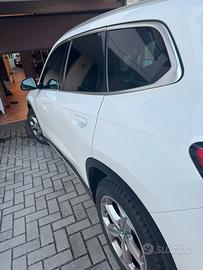 BMW X1 U11 18d Sdrive XLine perfette condizioni