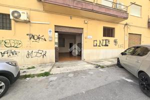 MAGAZZINO A PALERMO