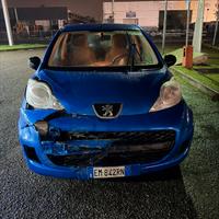 Peugeout 107- benzina - 110000km