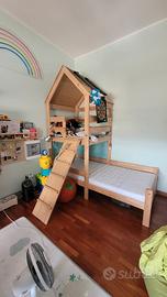 letto con casetta in legno