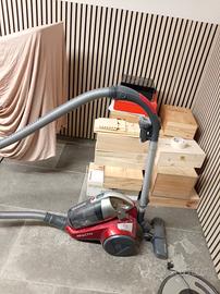 aspirapolvere senza sacco Hoover 