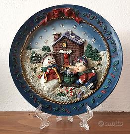 Piattino decorativo con treppiede di supporto