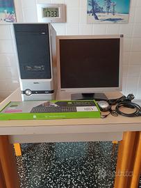 COMPUTER + MONITOR + TASTIERA + MOUSE + CAVI