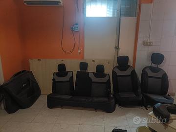 tappezzeria dacia Duster  con pannelli