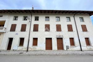 CASA DI CORTE A BASILIANO