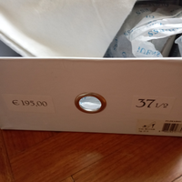 Scarpe punta aperta Guess con applicazioni Swarovs