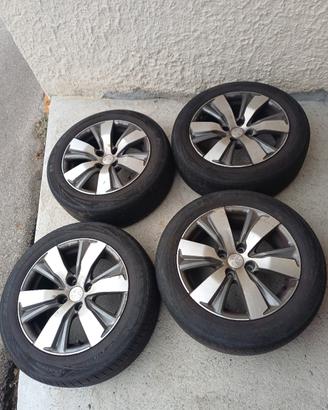 Cerchi in lega originali Peugeot r16 con catene