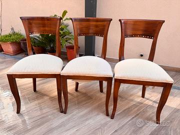 3 Sedie classiche legno con imbottitura avorio