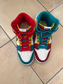 Nike SB Dunk High Pro, modello “All Love”