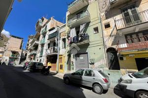 2 LOCALI A PALERMO