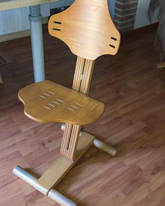 sedia seggiolone ergonomica Stokke