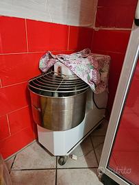 attrezzatura friggitoria