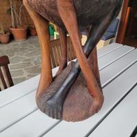 Scultura in legno massiccio