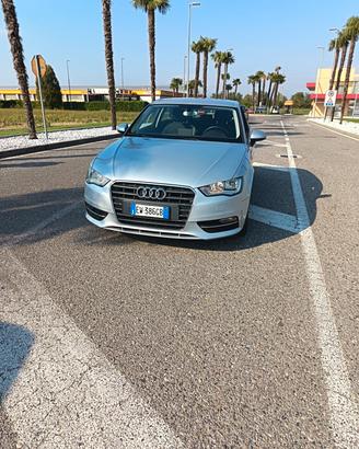 Audi A3 Cabrio 1.6 TDI clean diesel Ambiente
