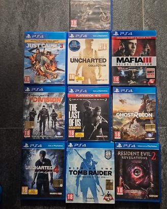 Playstation 4 più 10 giochi e controller