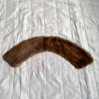Collo in visone marrone