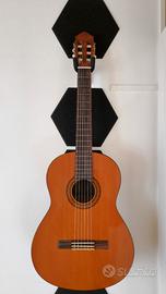 Chitarra classica Yamaha C40 con custodia