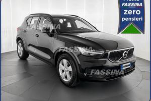 Volvo XC40 1.5 t3 Momentum Core 163cv