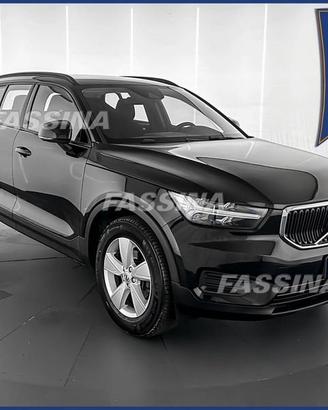 Volvo XC40 1.5 t3 Momentum Core 163cv