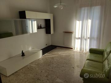 Privato affitta stanza