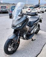 X-ADV 750 - PARI AL NUOVO - SUPER -