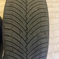 GOMME PIRELLI 4 Stagioni 225/40 R18