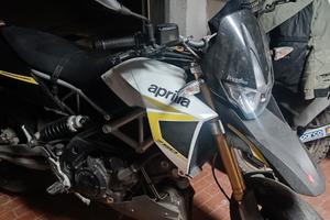 Aprilia Dorsoduro 750 - 2015