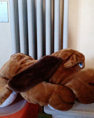 Cane di peluche LG circa 30 cm