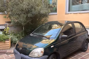 Toyota Yaris 2000 1.0TDI