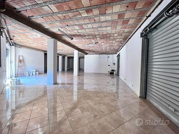 Locale commerciale 250 mq