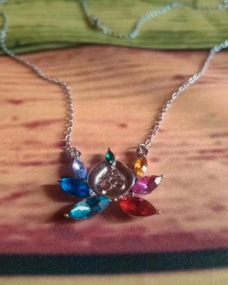 Collana dei 7 Chakra pietre colorate simbolo "Om"