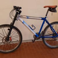 Bicicletta MTB 26 "