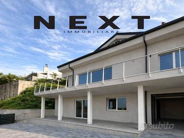 Villa di 343 m² con 5 locali e box auto a Muggia