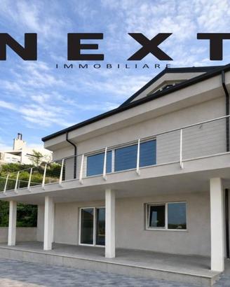 Villa di 343 m² con 5 locali e box auto a Muggia